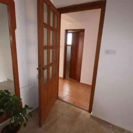 In 5305 Appartamento Novi Vinodolski