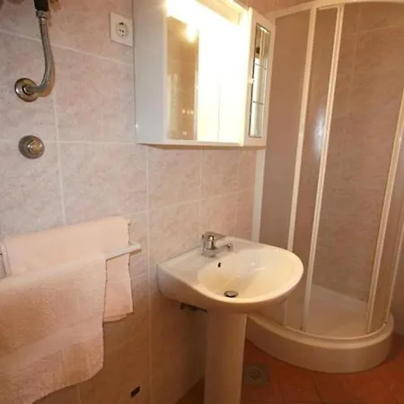 Appartamento In 5305